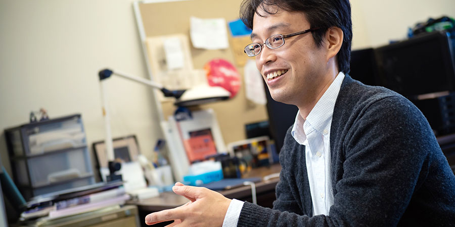 インタビューの様子