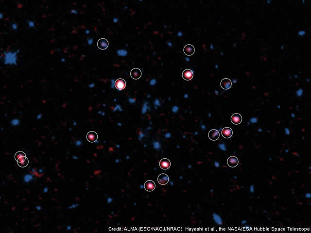 Galaxy cluster XMMXCS J2215.9–1738 observed with ALMA and the Hubble Space Telescope