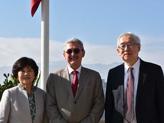 From left to right: NINS President Kawai, Ambassador Julio Bravo, and NAOJ Director General Tsuneta
